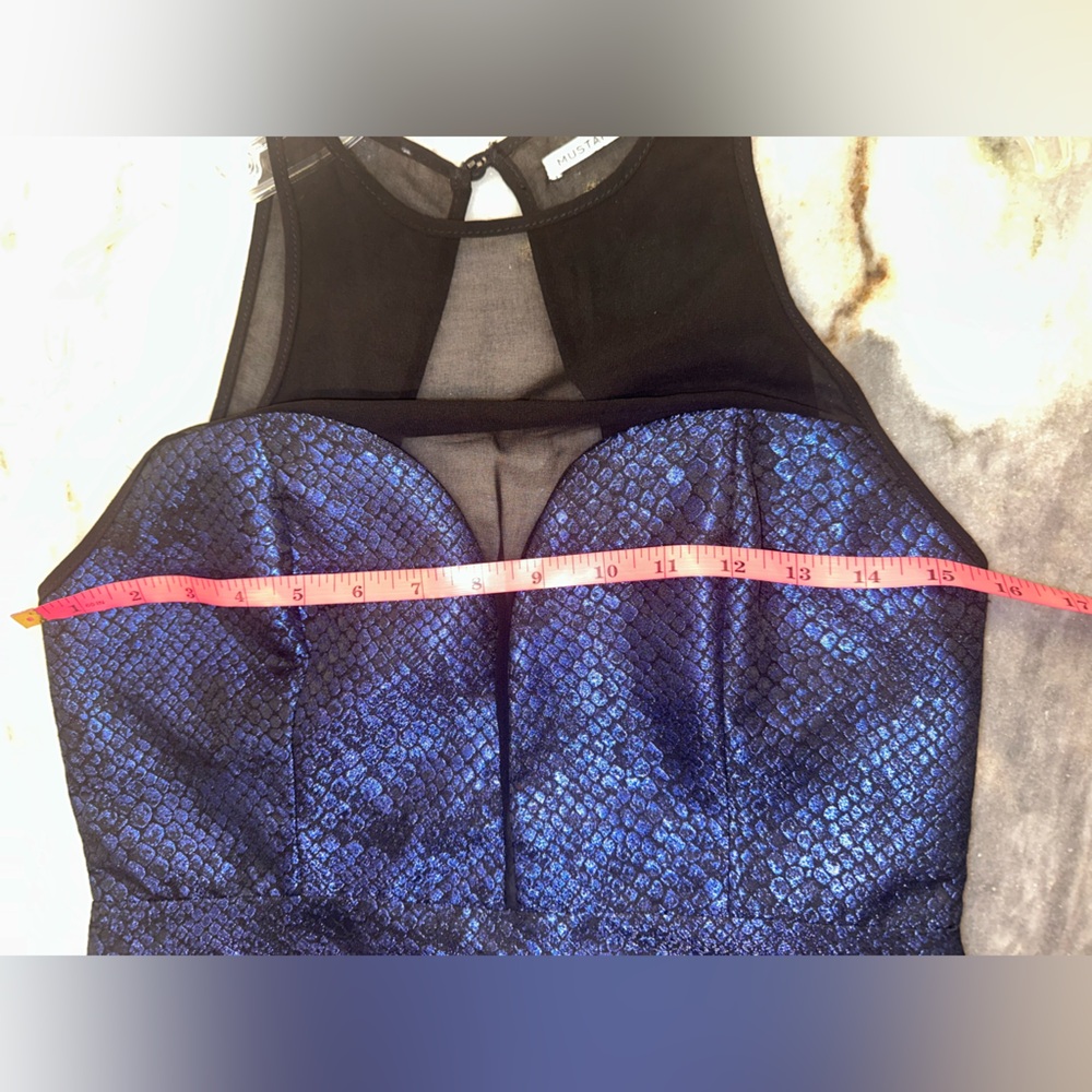 EUC‎ Mustard Seed Size Medium Elegant Blue Sleeveless Top - Picture 7 of 7
